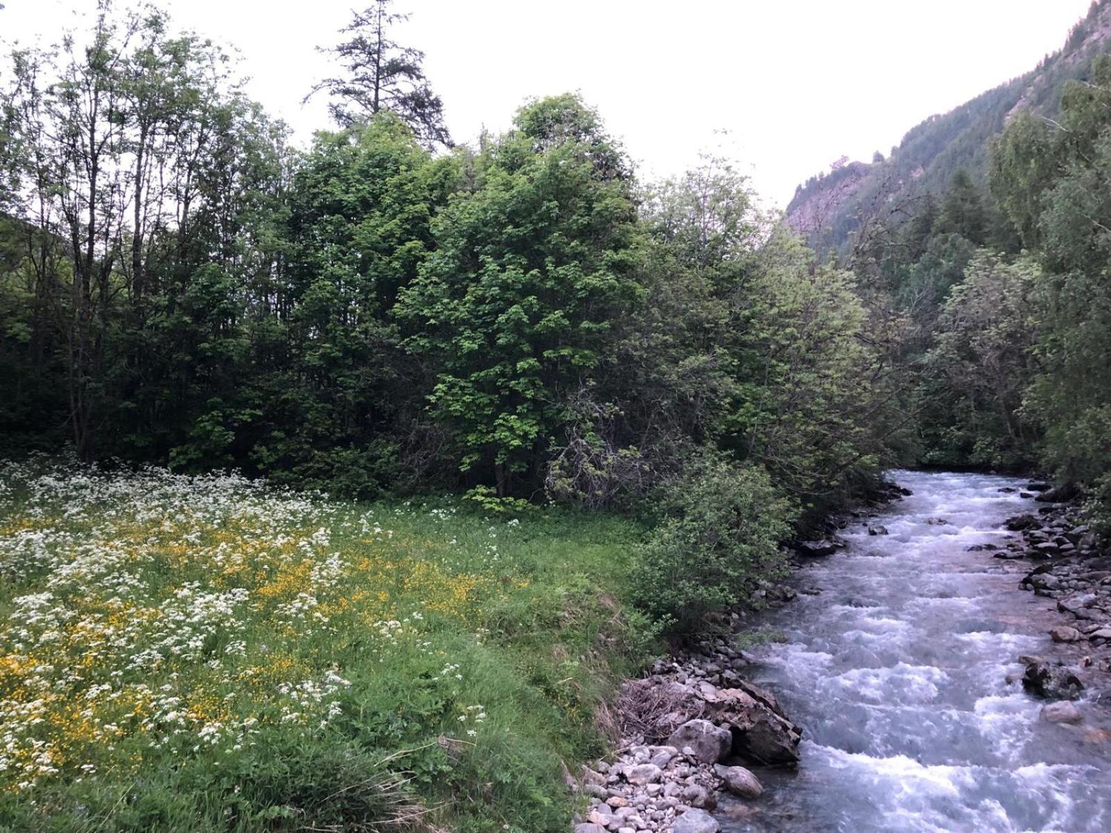Mon Roc - Maison De Montagne Atypique Avec Vue La Grave Kültér fotó